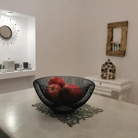 Alexandra's * Fira (Santorini)
