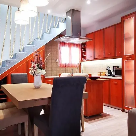 Alexandra's Villa *