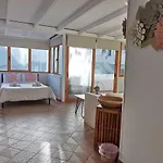 Alexandra's סנטוריני