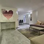 וילה Alexandra's סנטוריני