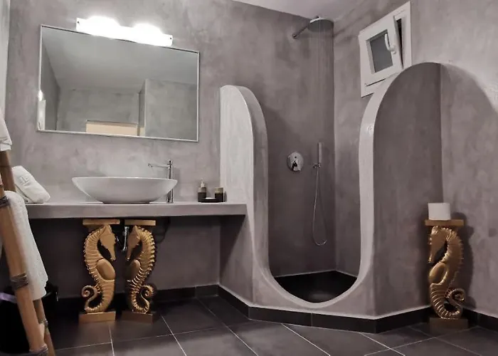 Villa Alexandra's Fira (Santorini)