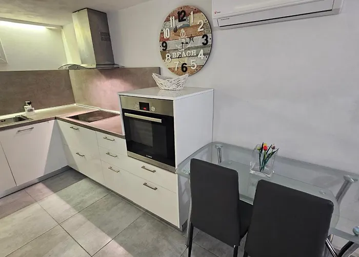 Villa Alexandra's Fira (Santorini)