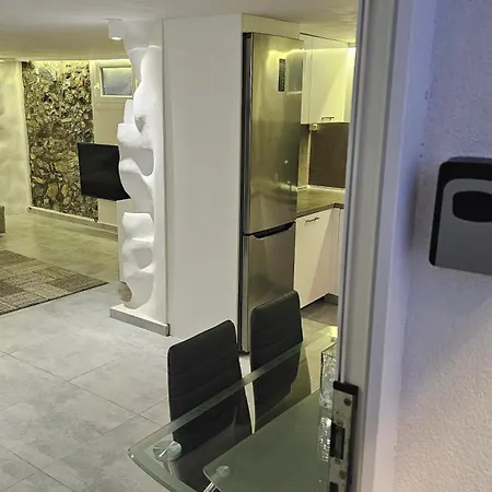 アレクサンドラズ ホーム ヴィラ サントリーニ