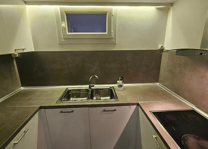 ヴィラ アレクサンドラズ ホーム サントリーニ