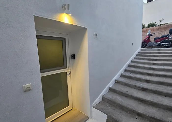 アレクサンドラズ ホーム *