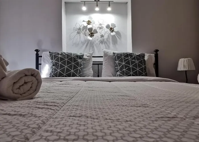 アレクサンドラズ ホーム サントリーニ